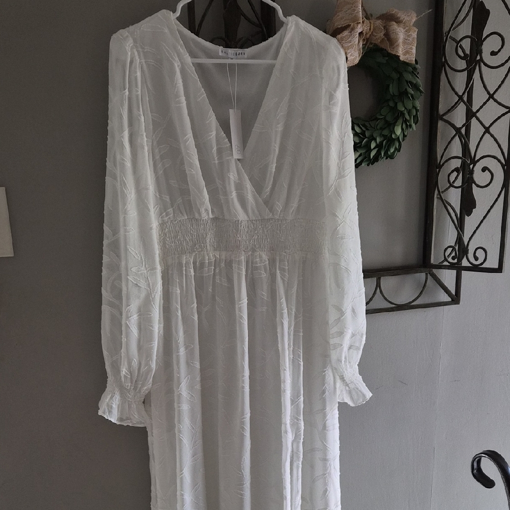 Baltic Born Elegant White Long Sleeve Dress